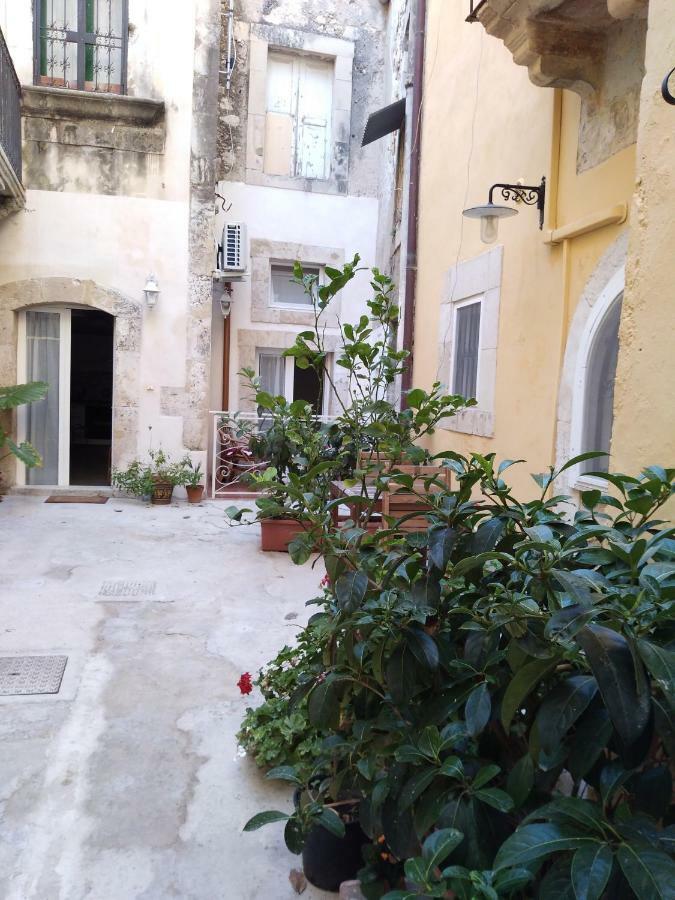 Dream Suite In Ortigia Syracuse ภายนอก รูปภาพ